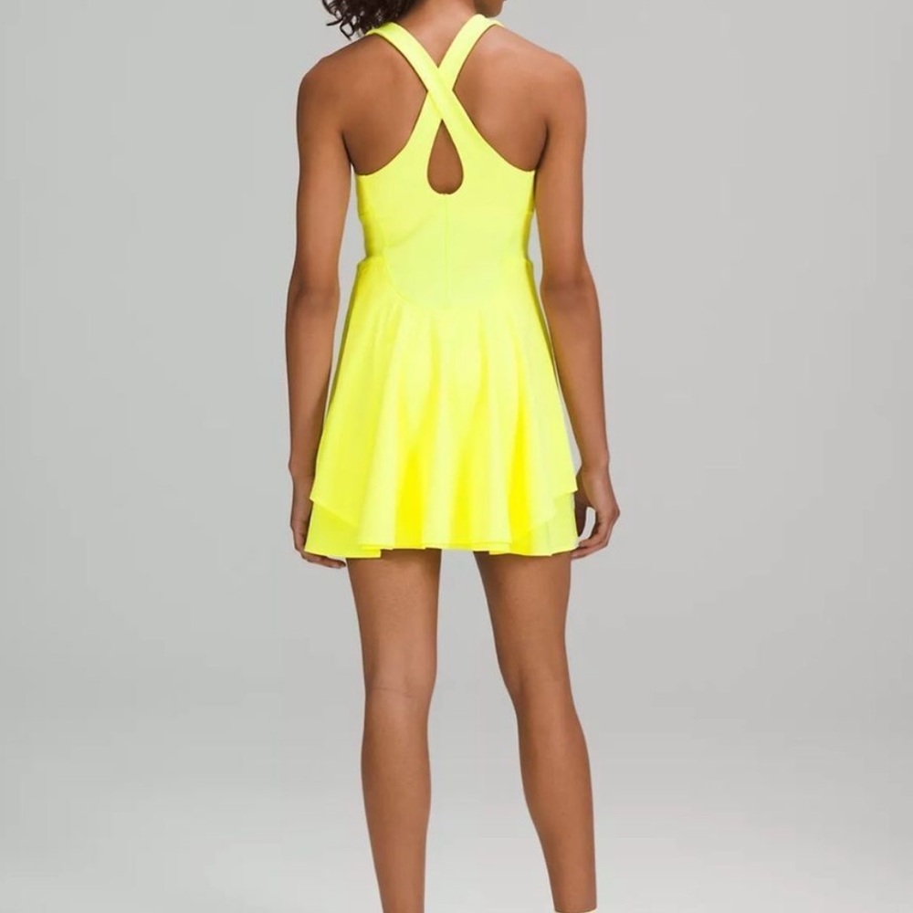 NWT Lululemon Court Crush Tennis Dress Electric Lemon Women’s Size 6 - Picture 4 of 13